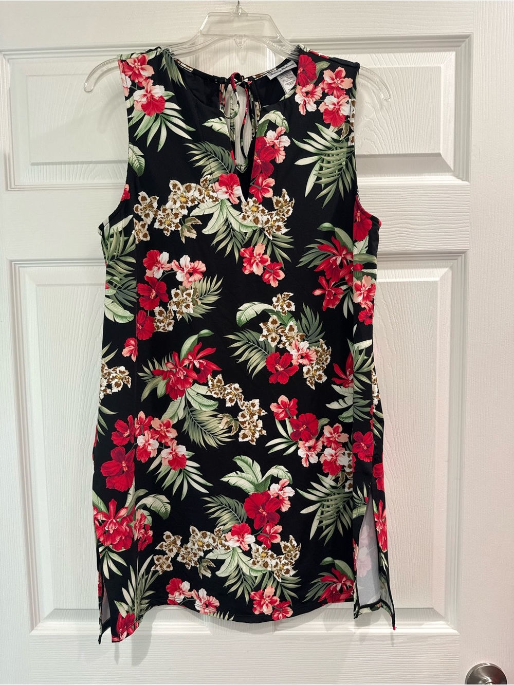 Tommy Bahama Athletic Dress Swimsuit Women’s Small floral beach built in shorts